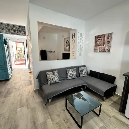 Apartment - Recien Reformado, Piscina, Playa A 10 Minutos, Centro A 5 Minutos