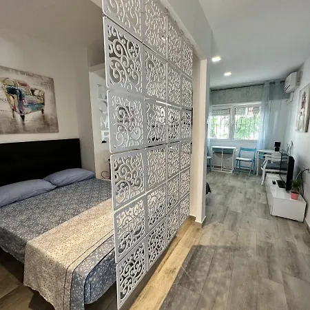 - Recien Reformado, Piscina, Playa A 10 Minutos, Centro A 5 Minutos *