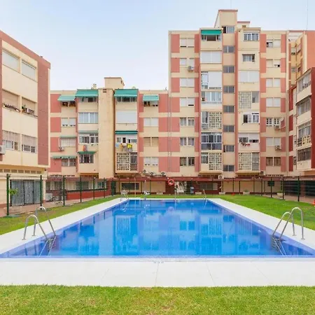 - Recien Reformado, Piscina, Playa A 10 Minutos, Centro A 5 Minutos Torremolinos